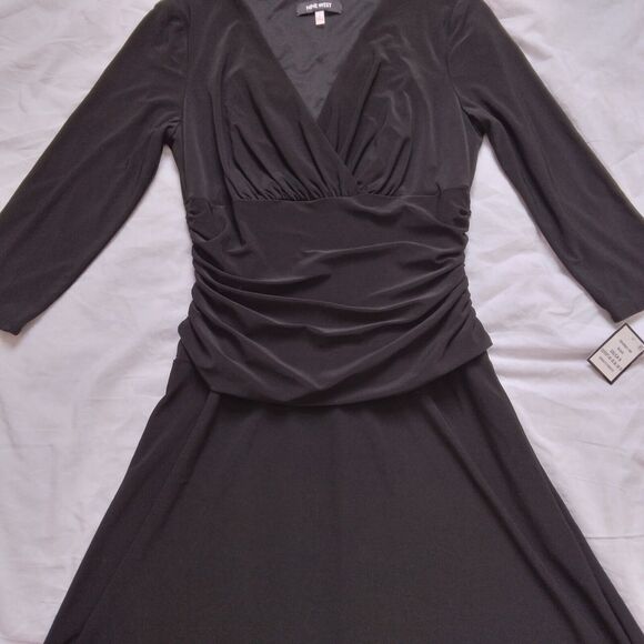 EXPRESS Black Dress Gathered Waist 3/4 Sleeve Fit And Flare Womens Size 6 - Picture 3 of 12